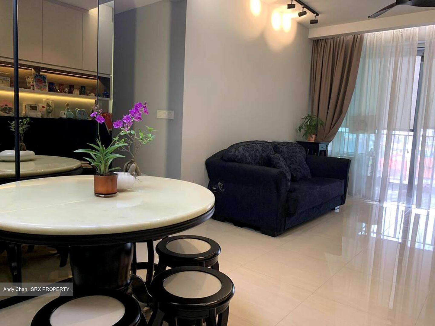 1 Canberra (D27), Condominium #528745601
